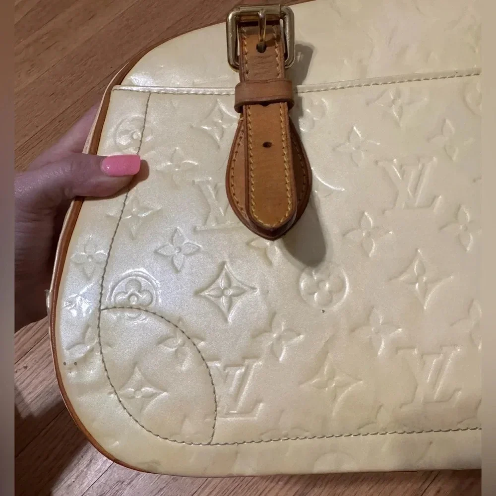 Louis Vuitton Monogram Vernis Summit Drive